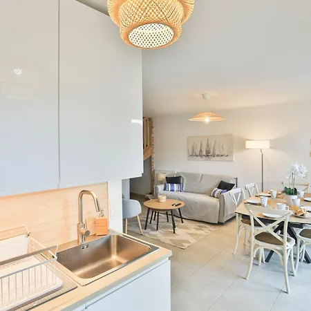Sejourolonne - Maison Para-hotelliere 4 Etoiles, Quartier Calme Holiday home Les Sables-d'Olonne