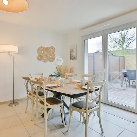 Sejourolonne - Maison Para-hotelliere 4 Etoiles, Quartier Calme