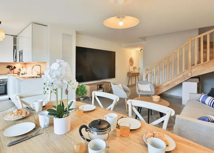 Sejourolonne - Maison Para-hotelliere 4 Etoiles, Quartier Calme *