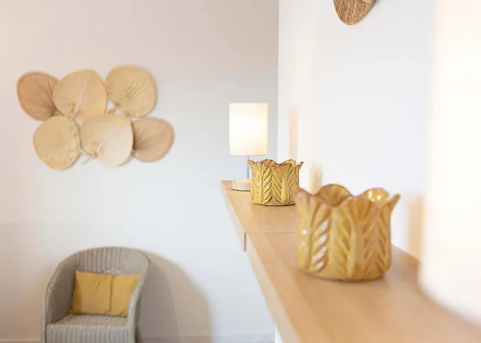 Sejourolonne - Maison Para-hotelliere 4 Etoiles, Quartier Calme *