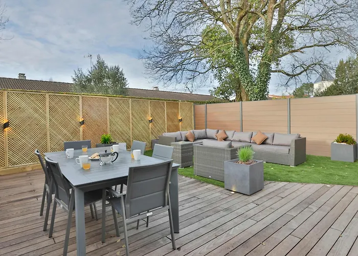 Prázdninový dům Sejourolonne - Maison Para-hotelliere 4 Etoiles, Quartier Calme